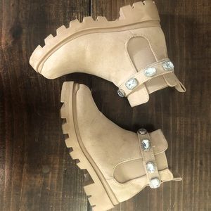 Steve Madden- Amulet Bootie